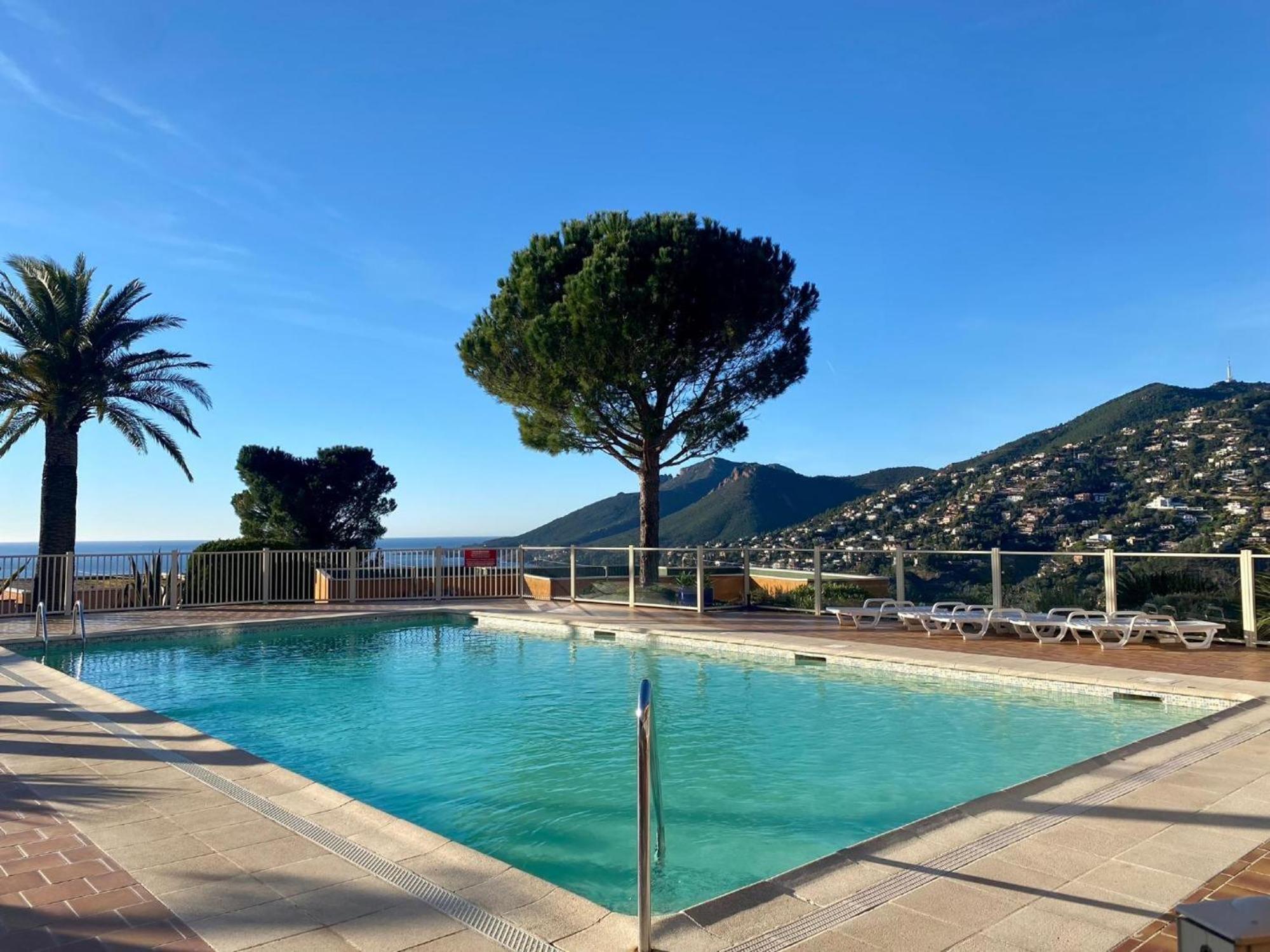 Vue Mer Et Jardin Theoule-sur-Mer Exterior photo